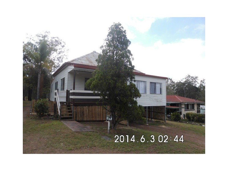 15 Alice Street, Blackstone QLD 4304