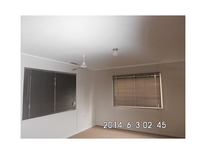 15 Alice Street, Blackstone QLD 4304