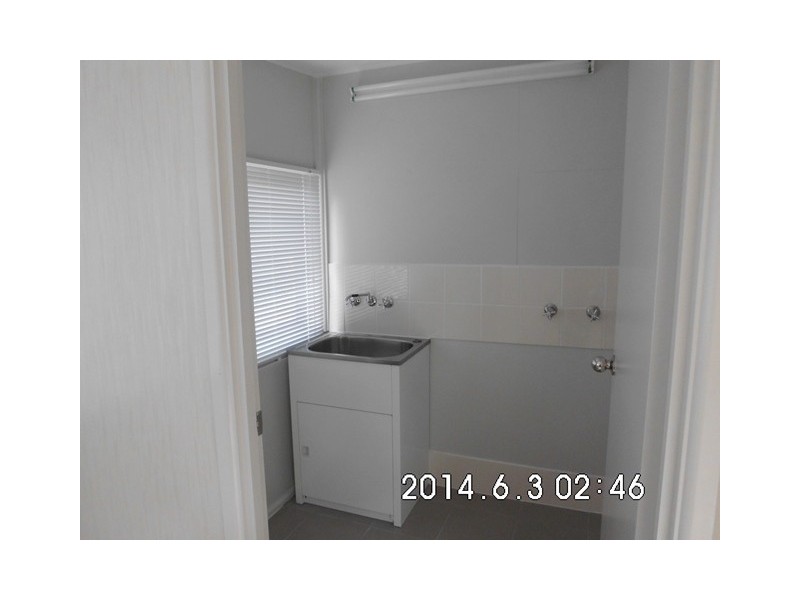 15 Alice Street, Blackstone QLD 4304