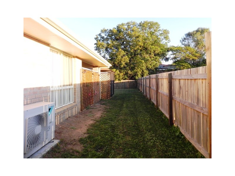 25 Williams St, Lowood QLD 4311