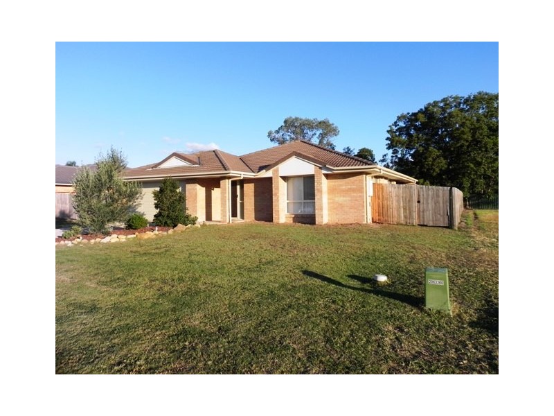 25 Williams St, Lowood QLD 4311