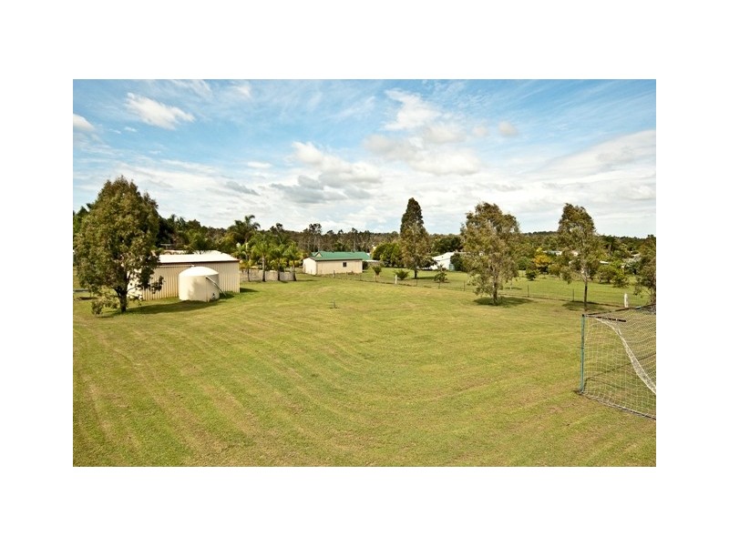 67 Poole Rd, Fernvale QLD 4306