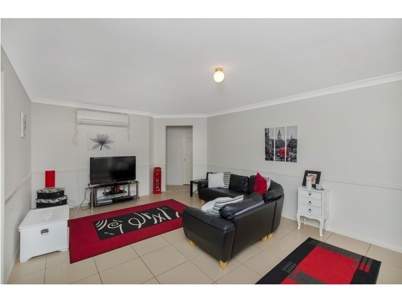 67 Poole Rd, Fernvale QLD 4306