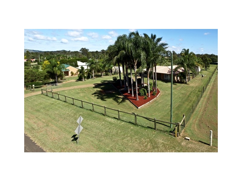 67 Poole Rd, Fernvale QLD 4306