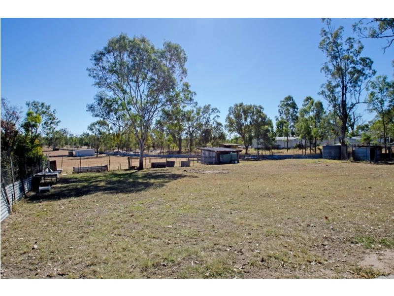 52 Kent Rd, Rifle Range QLD 4311