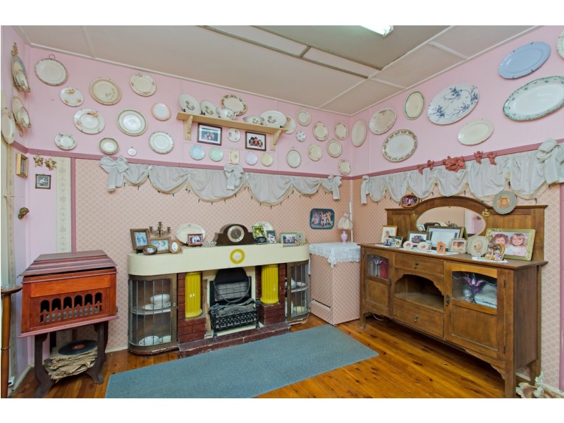 52 Kent Rd, Rifle Range QLD 4311