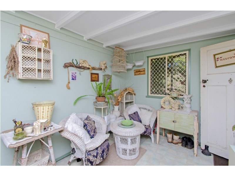 52 Kent Rd, Rifle Range QLD 4311