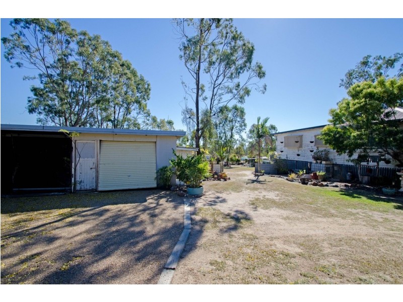 52 Kent Rd, Rifle Range QLD 4311