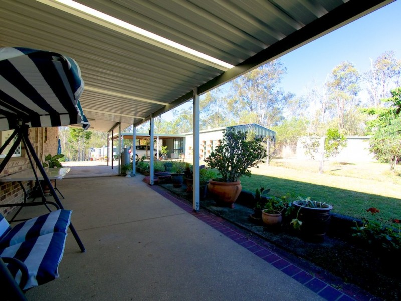 9 Paddy Smith Dr, Pine Mountain QLD 4306