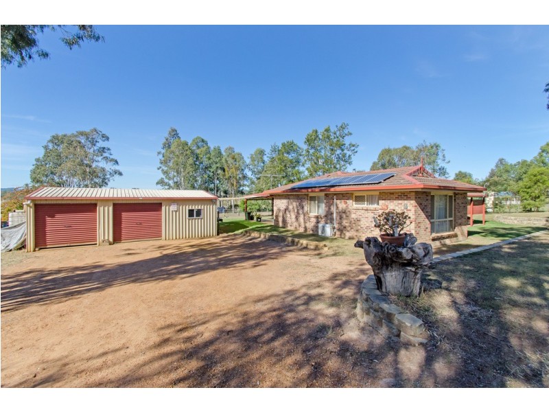 25 Walnut Dr, Brightview QLD 4311