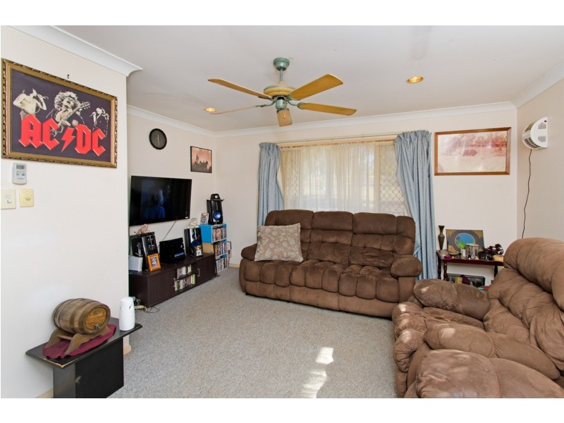 25 Walnut Dr, Brightview QLD 4311