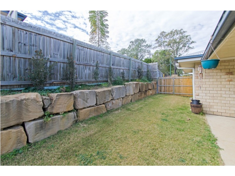 7 Lyndale Place, Fernvale QLD 4306