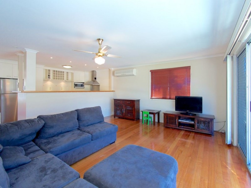 29 Melrose Dr, Flinders View QLD 4305
