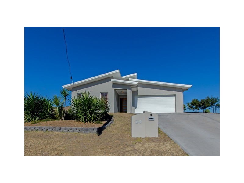 24 Brigalow St, Lowood QLD 4311