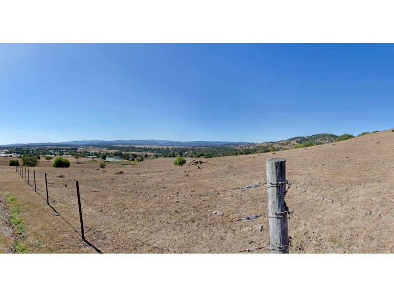 24 Brigalow St, Lowood QLD 4311