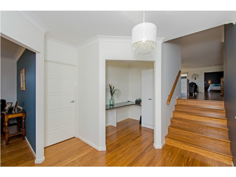 24 Brigalow St, Lowood QLD 4311