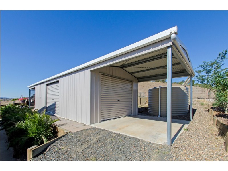 24 Brigalow St, Lowood QLD 4311