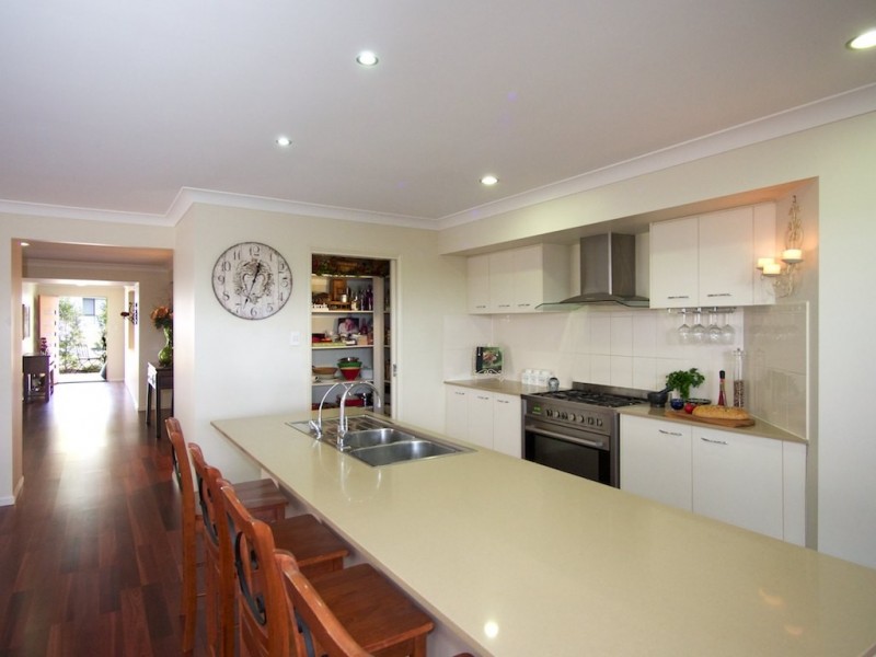 4 O’Donnell Street, Augustine Heights QLD 4300