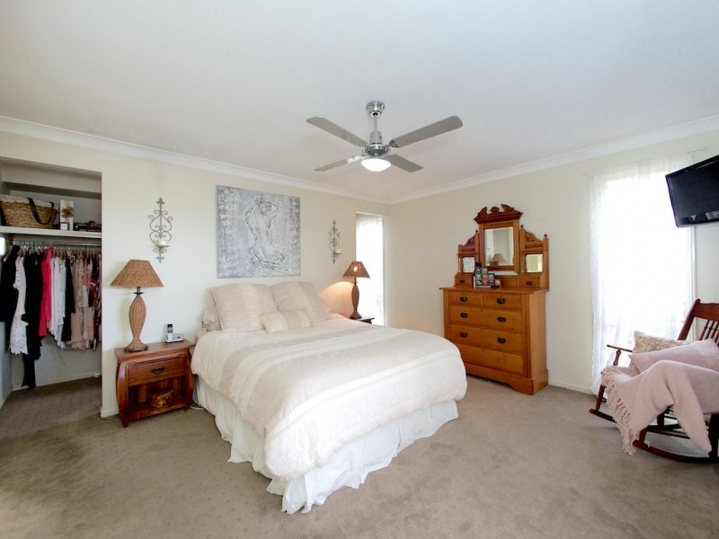 4 O’Donnell Street, Augustine Heights QLD 4300