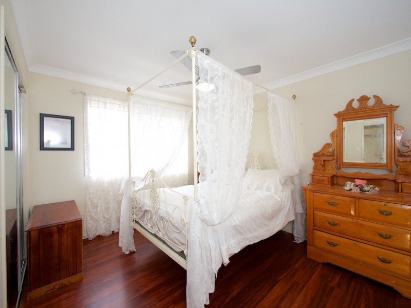 4 O’Donnell Street, Augustine Heights QLD 4300