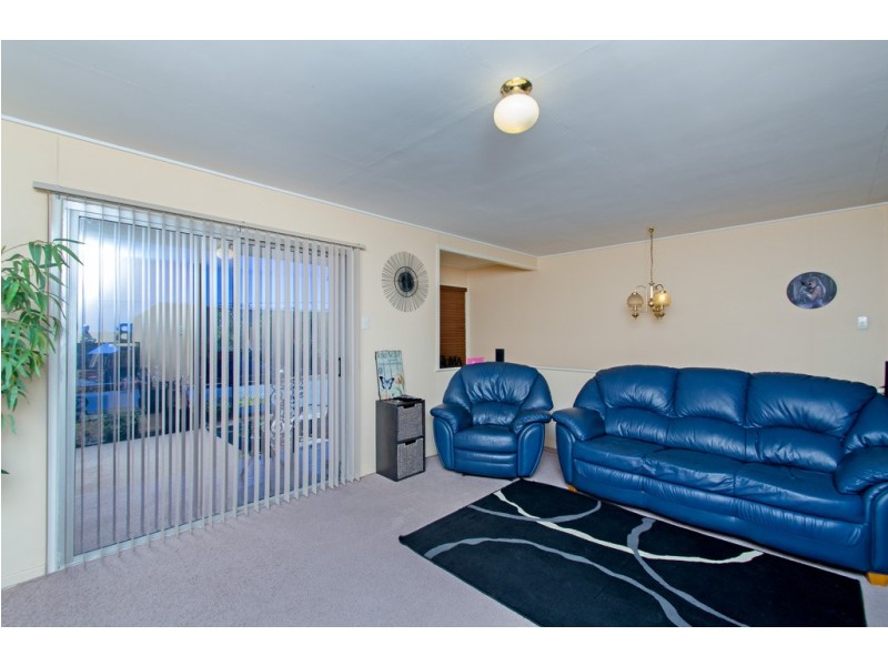 Blackstone QLD 4304