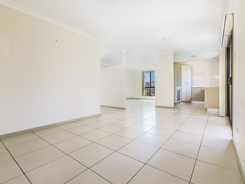 25 Ramsey Court, Lowood QLD 4311