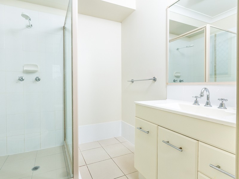 25 Ramsey Court, Lowood QLD 4311