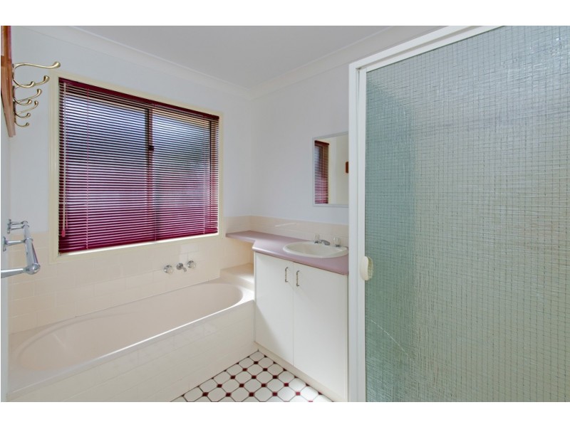 26 Clive Street, Fernvale QLD 4306