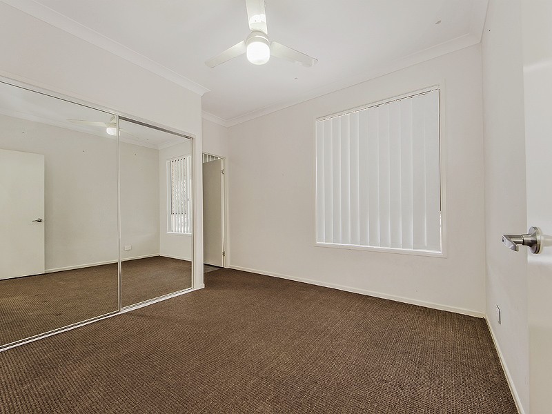 12 Lilly Crt, Yamanto QLD 4305