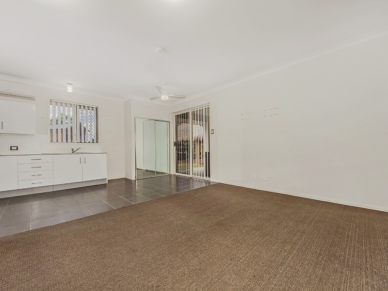 12 Lilly Crt, Yamanto QLD 4305