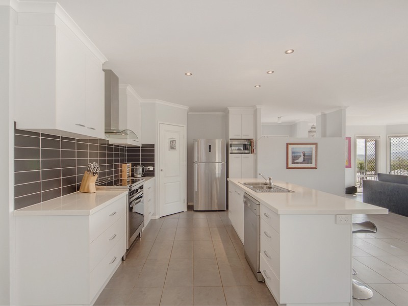 23 Meadowview Road, Fernvale QLD 4306