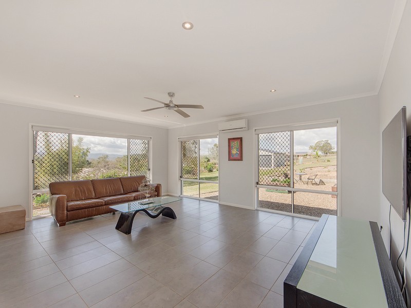 23 Meadowview Road, Fernvale QLD 4306