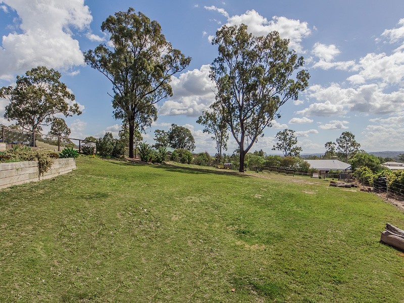 23 Meadowview Road, Fernvale QLD 4306