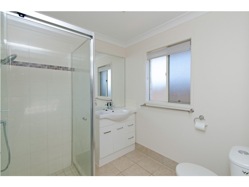 6 Overton Pl, Fernvale QLD 4306