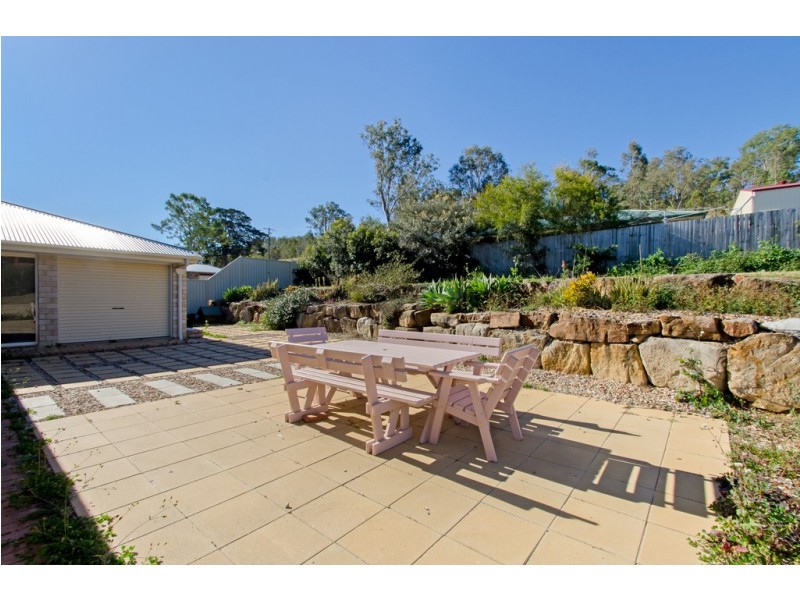 6 Overton Pl, Fernvale QLD 4306