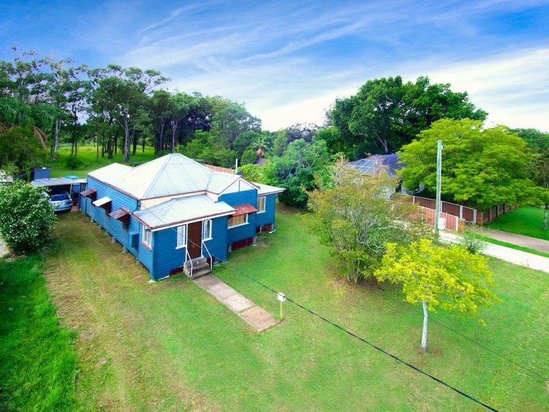 4 Richard Street, Dinmore QLD 4303