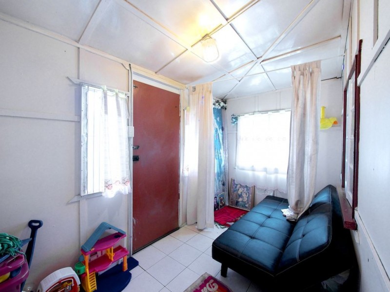 4 Richard Street, Dinmore QLD 4303