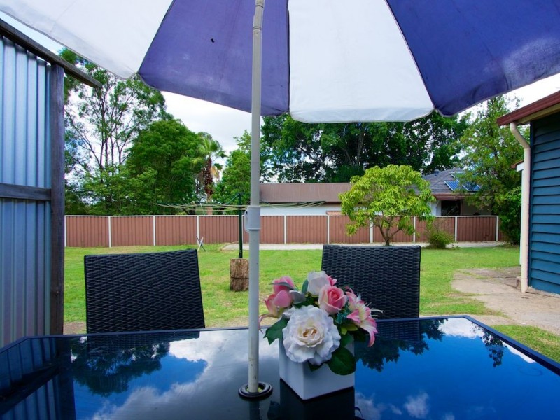 4 Richard Street, Dinmore QLD 4303