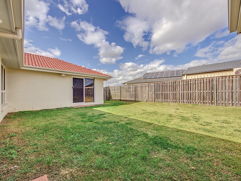 34 Eric Drive, Blackstone QLD 4304