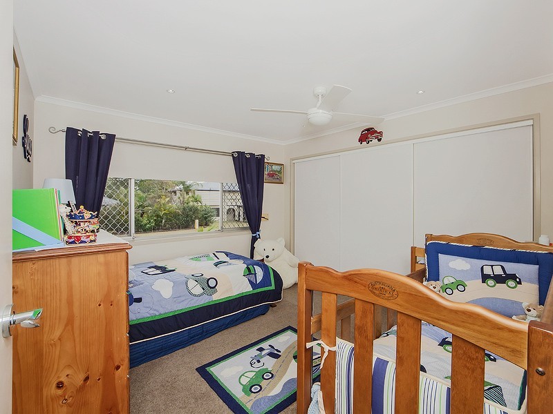 34 Mary Street, Flinders View QLD 4305