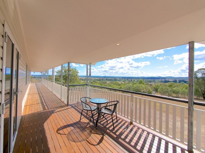 15 Taree Rd, Vernor QLD 4306