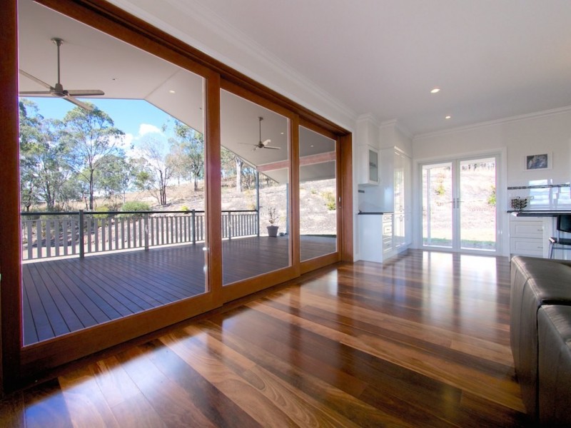 15 Taree Rd, Vernor QLD 4306