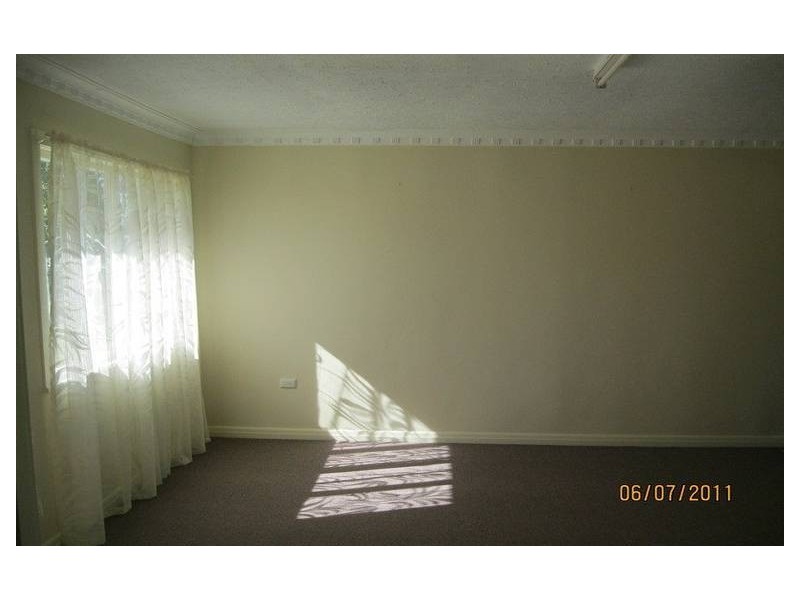 2 Daniel St, Lowood QLD 4311