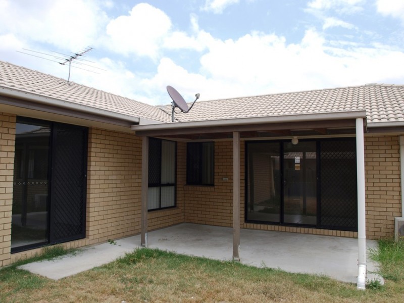 8 Bloom Way, Goodna QLD 4300