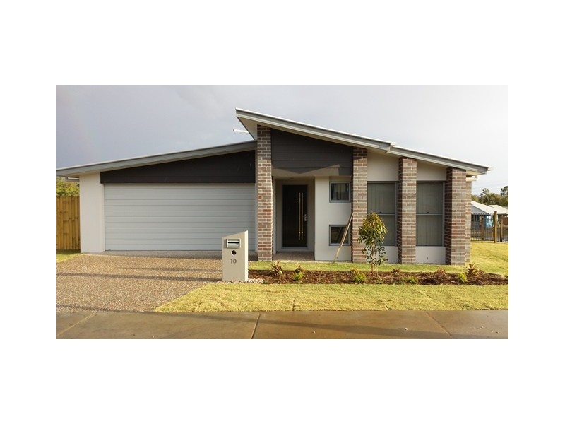 10 Freya Street, Brassall QLD 4305