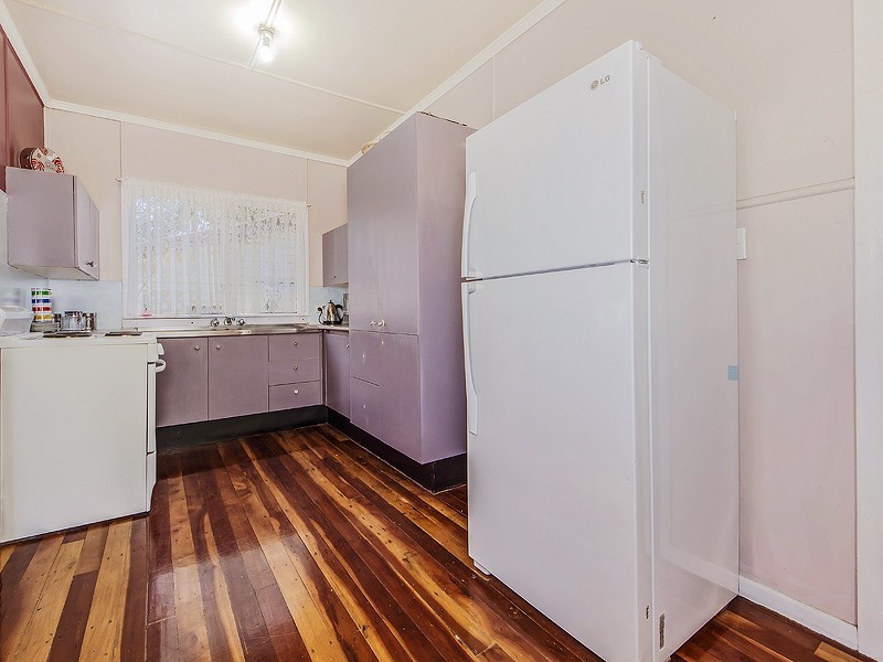 37 Videroni Street, Bundamba QLD 4304