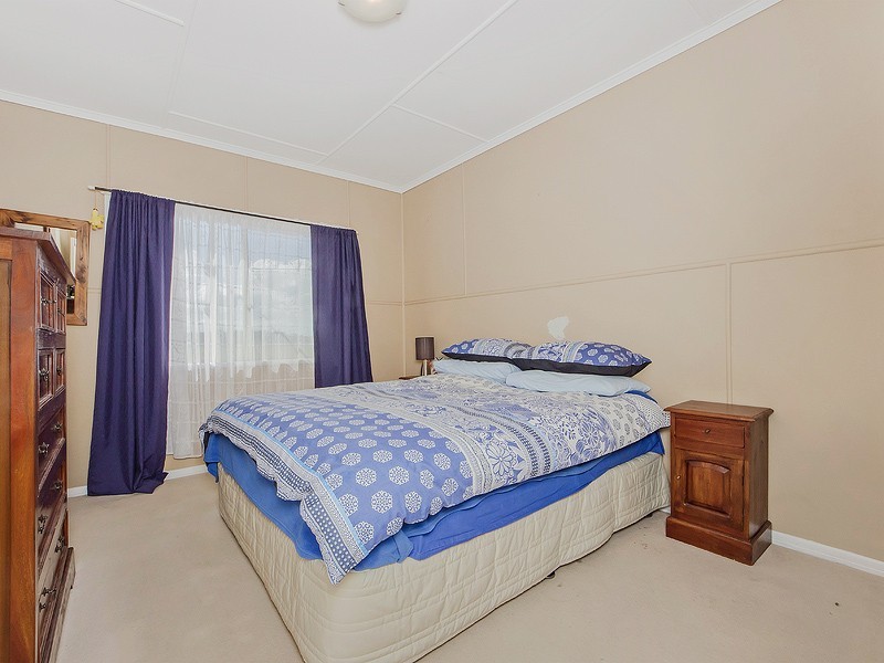 37 Videroni Street, Bundamba QLD 4304