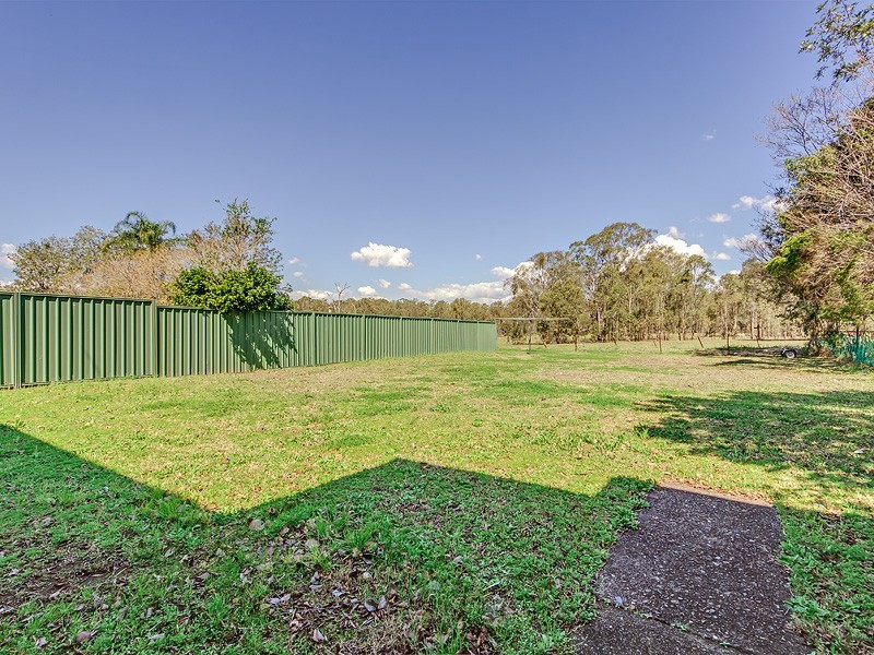 37 Videroni Street, Bundamba QLD 4304