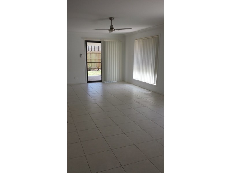 24 Fryer Street, Brassall QLD 4305