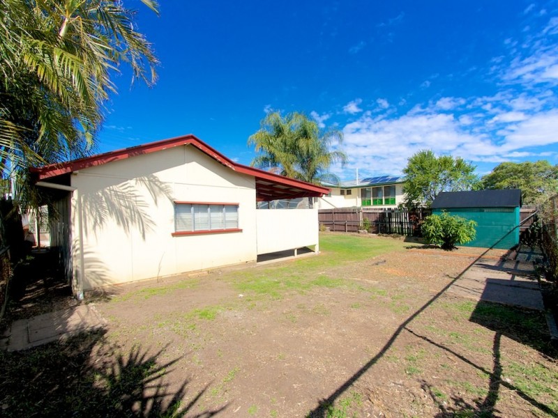 171 South Station Road, Silkstone QLD 4304